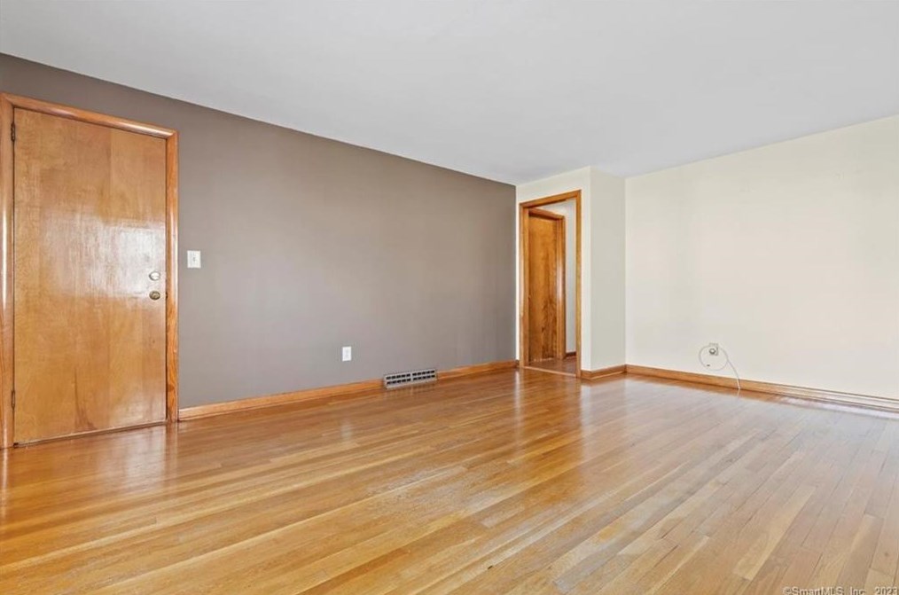 66 Concord St, New Haven CT 06514-4017 exterior