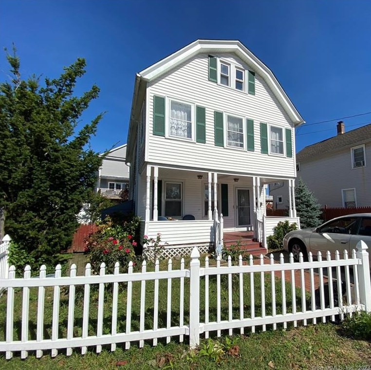43 Stowe Ave, Milford, CT 06460