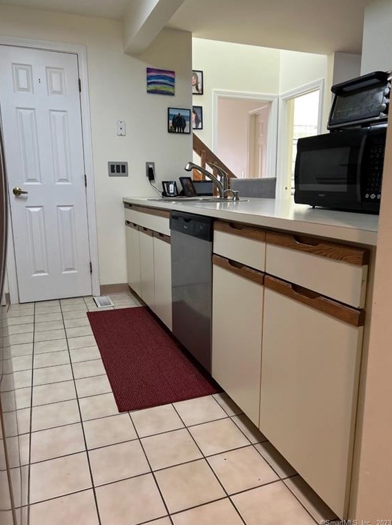 67 Sandpiper Cres Unit 67, Milford, CT