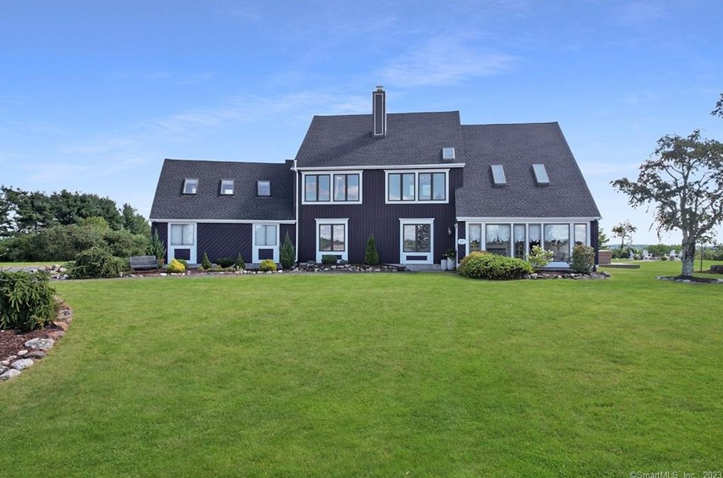 57 Bayview Cir, Watertown CT  06795-1328 exterior
