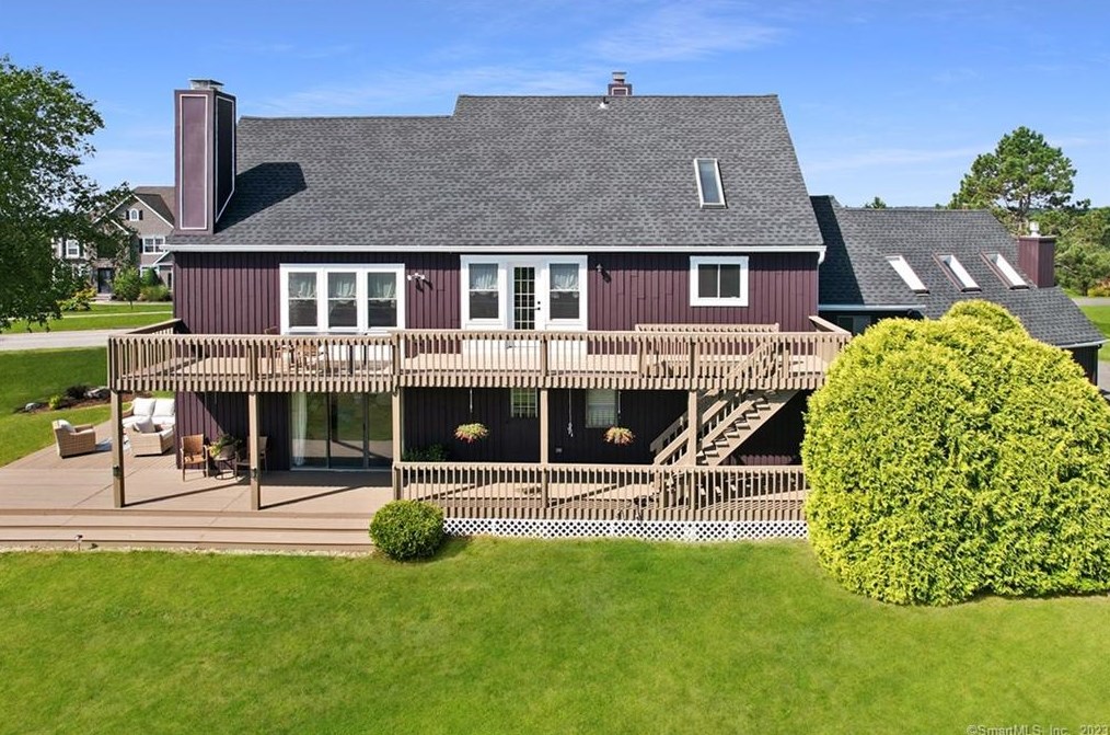 57 Bayview Cir, Watertown CT  06795-1328 exterior