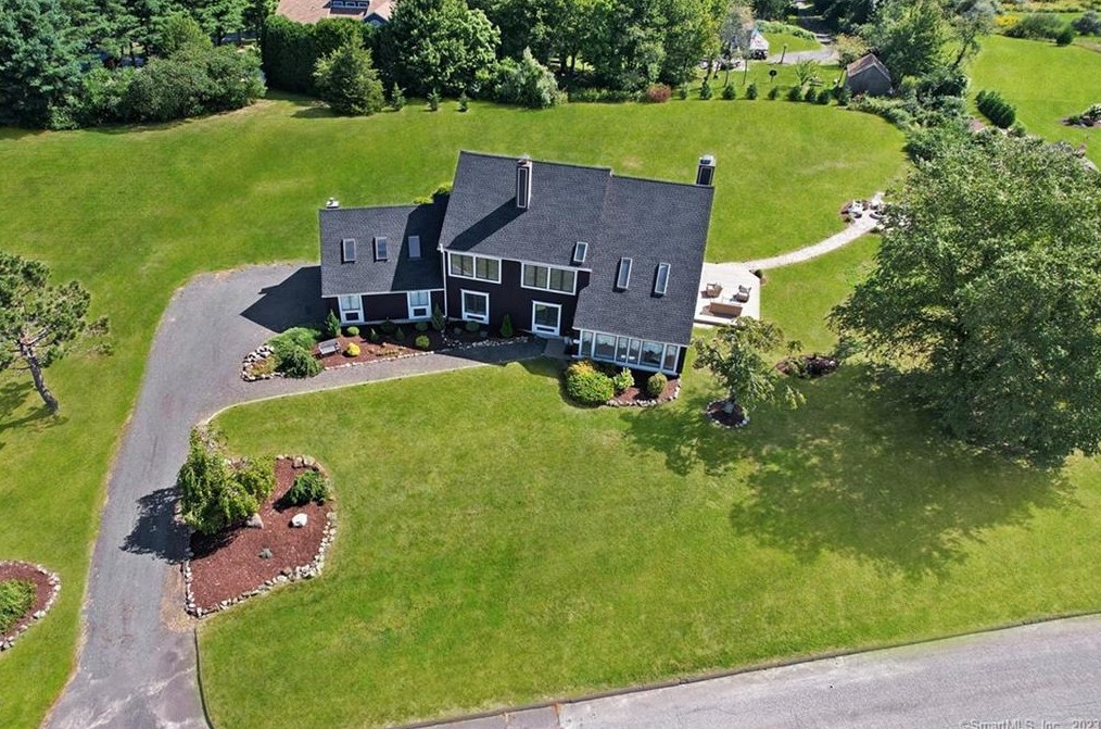 57 Bayview Cir, Watertown CT  06795-1328 exterior