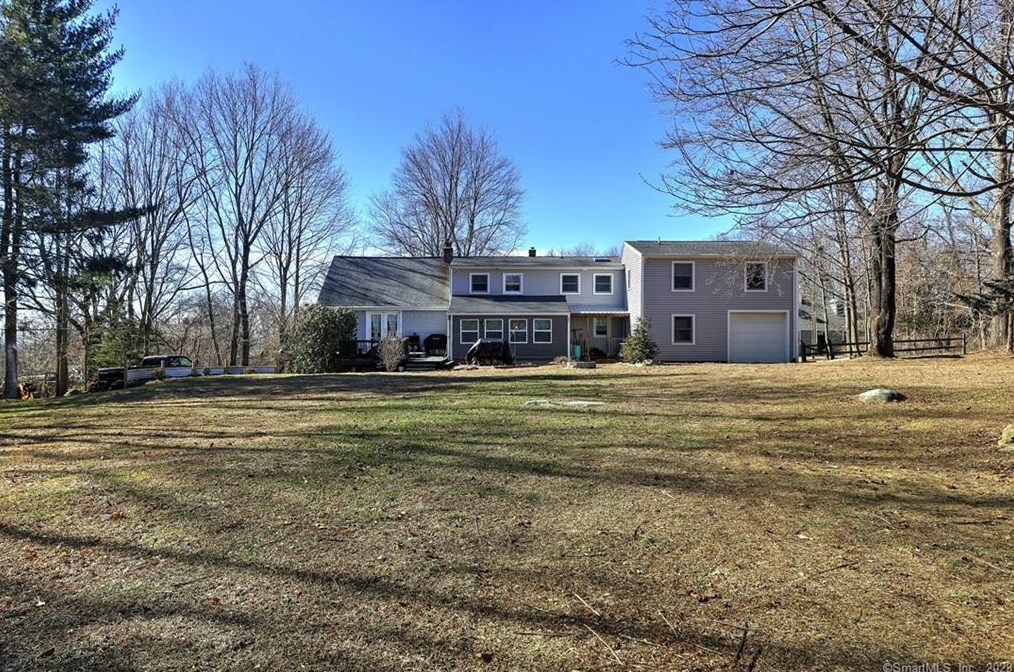 46 Hurd Ave, Upper Stepney, CT 06468