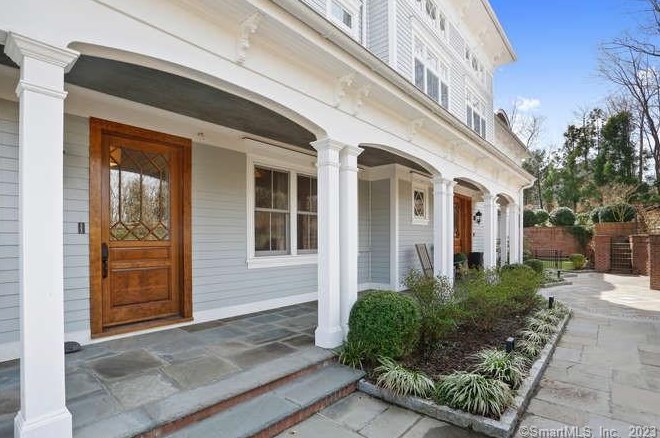 523 E Putnam Ave #b, Cos Cob, CT 06807