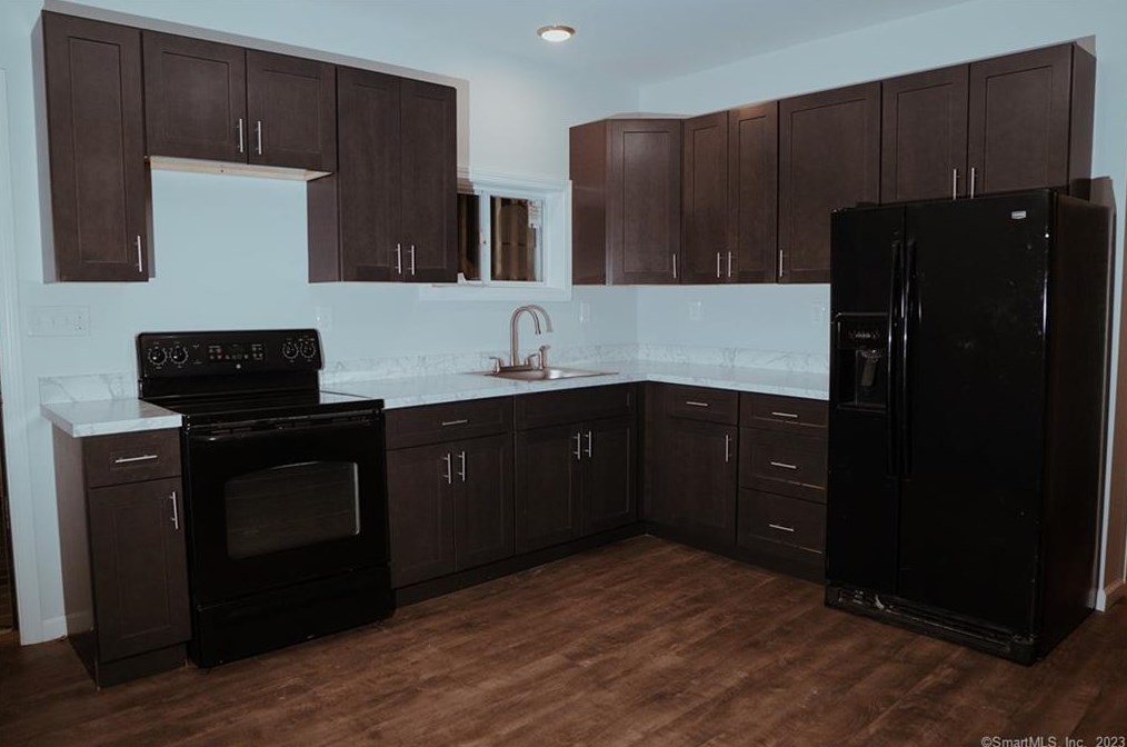 111 Murray St, Meriden, CT 06450