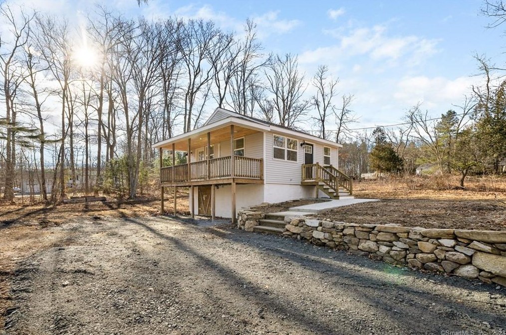 49 Mohegan Trail, Coventry, CT 06238