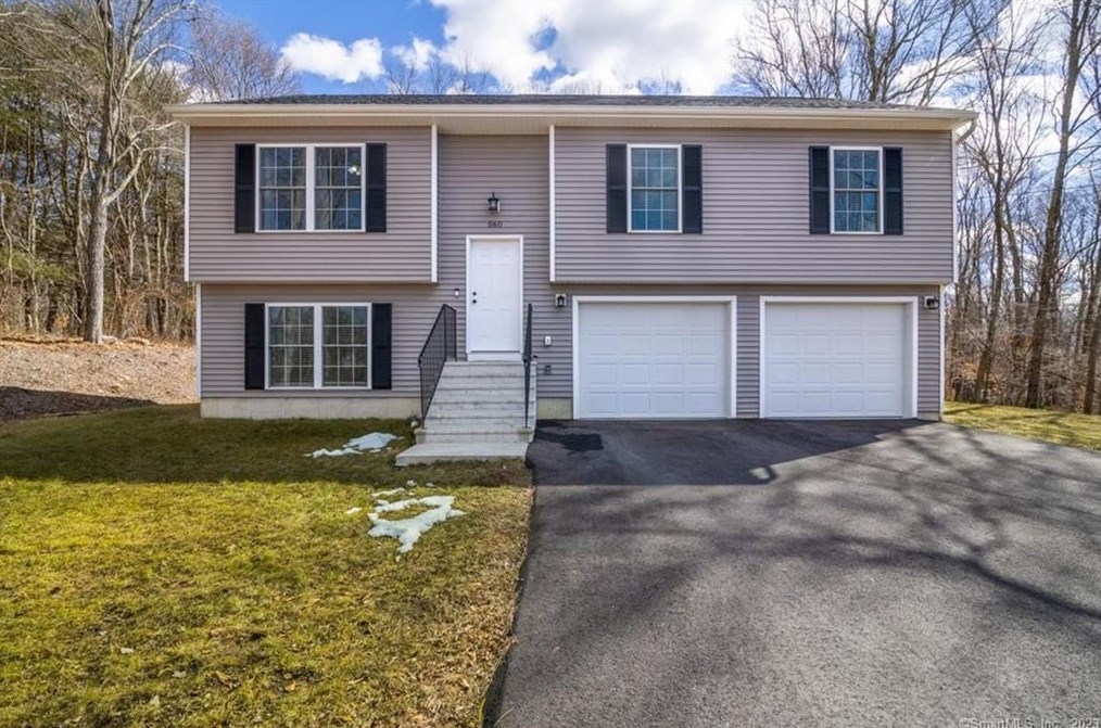 560 Chesterfield Rd, Chesterfield CT  06370-1851 exterior