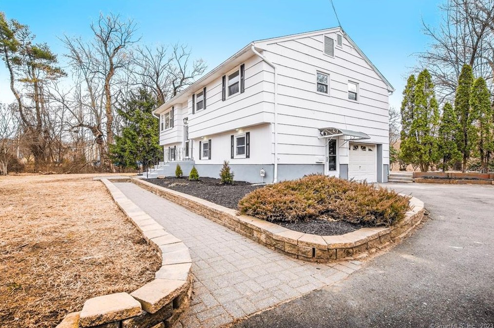41 Brook St, Hartford CT  06108-1002 exterior