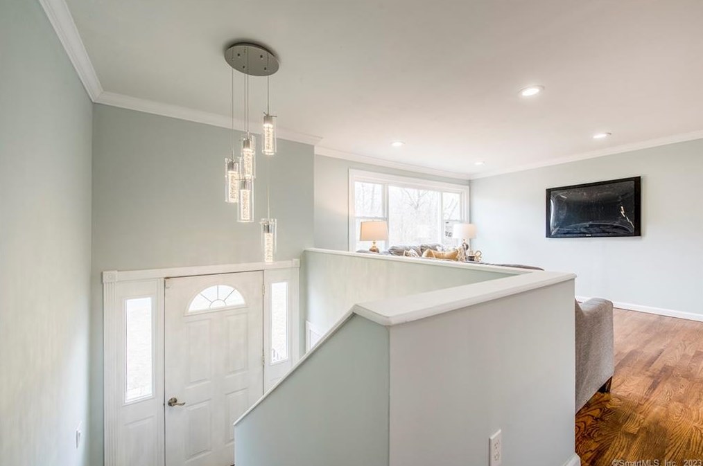 41 Brook St, Hartford CT  06108-1002 exterior
