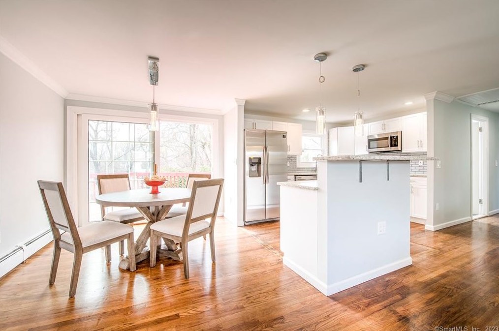41 Brook St, Hartford CT  06108-1002 exterior