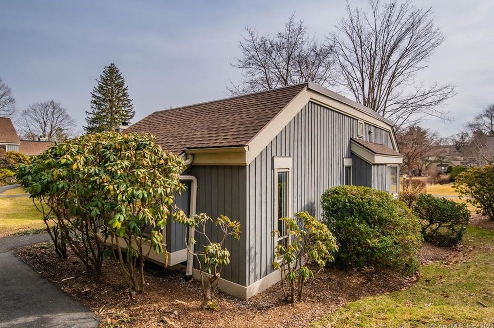 389 Heritage Village #b, Southbury, CT 06488