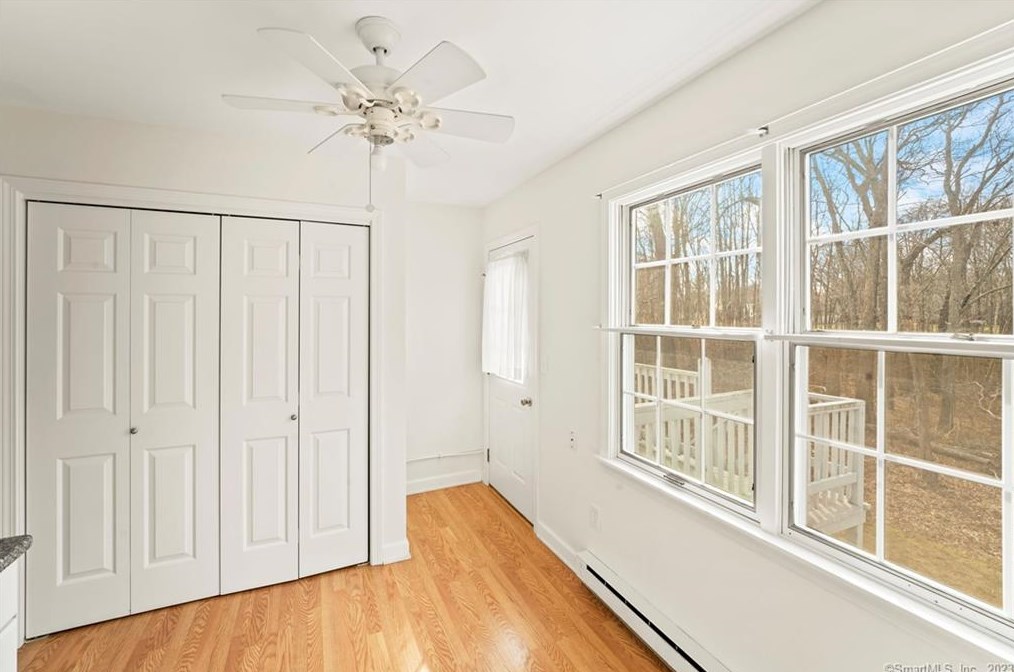 37 Founders Vlg, Clinton CT 06413-1850 exterior