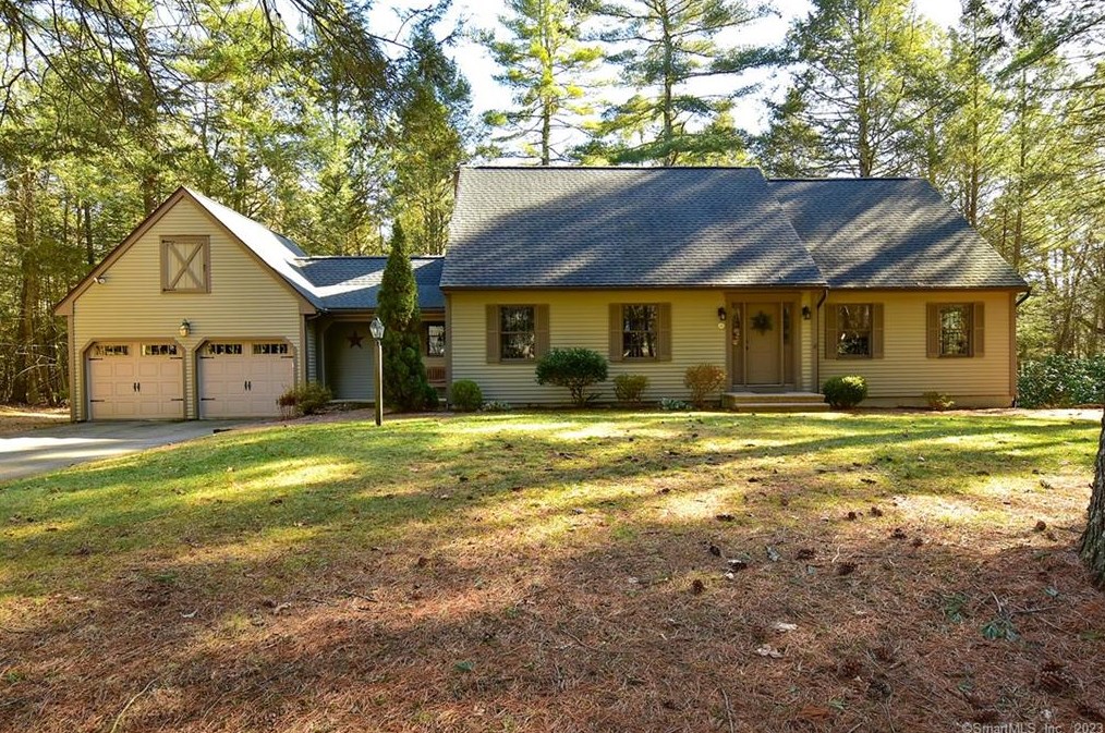 16 Pinecrest Rd, W Willington, CT 06279