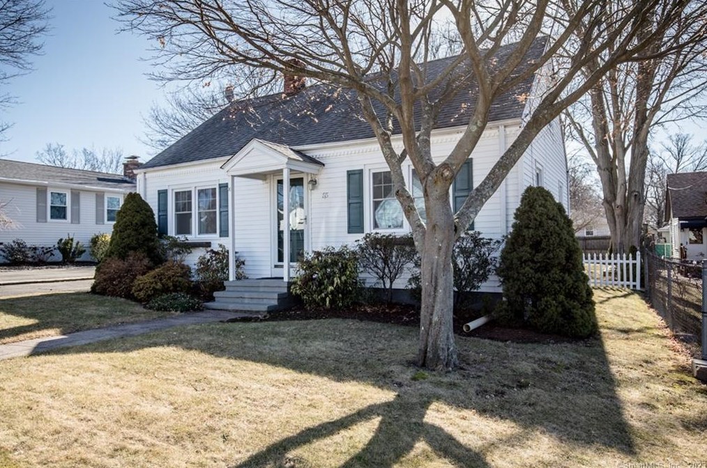 55 Green St, Wallingford, CT 06492