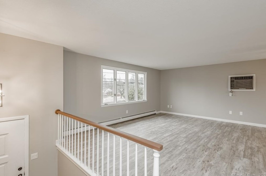 53 Evergreen Rd, Cromwell CT  06416-1638 exterior