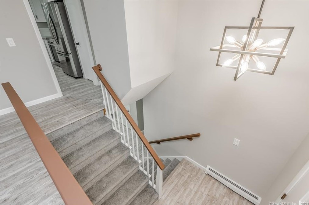 53 Evergreen Rd, Cromwell CT  06416-1638 exterior