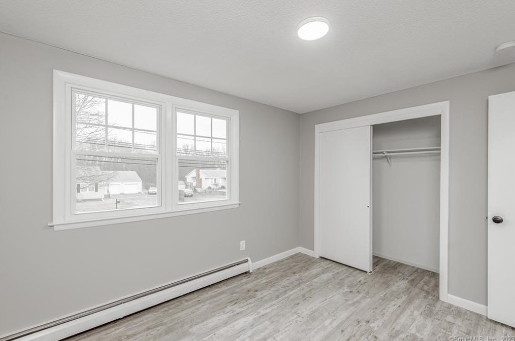 53 Evergreen Rd, Cromwell CT  06416-1638 exterior