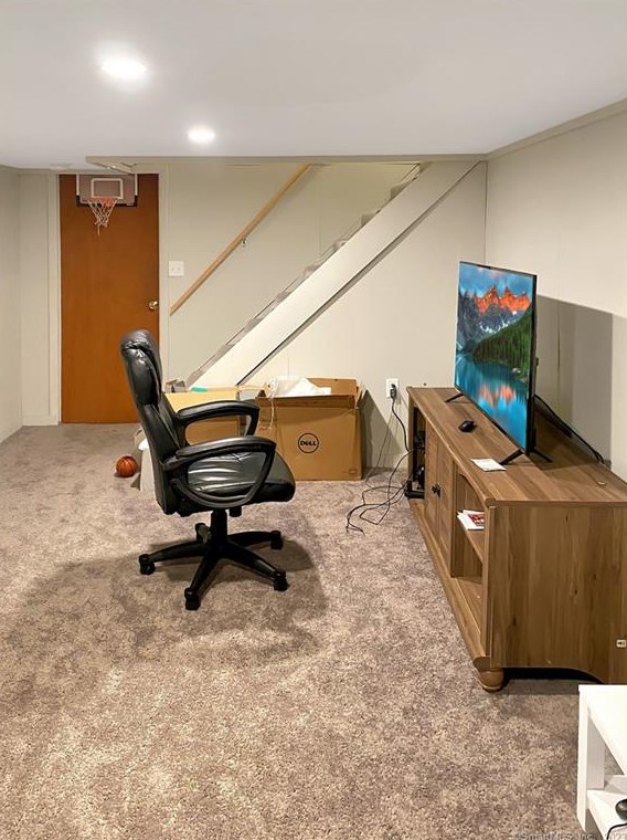 10 Mark Dr, Coventry CT  06238-1122 exterior