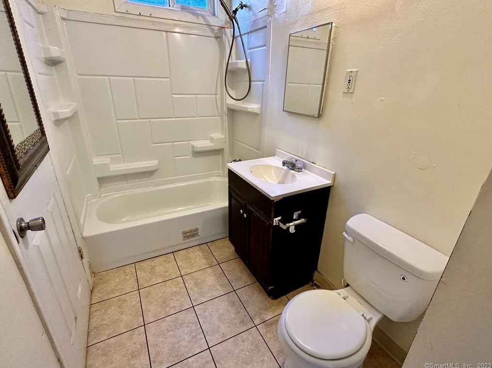 539 Lombard St, New Haven CT 06513-2954 exterior