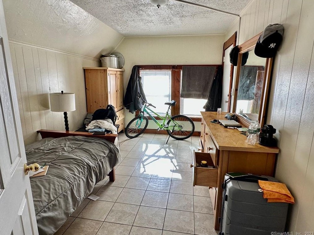 539 Lombard St, New Haven CT 06513-2954 exterior