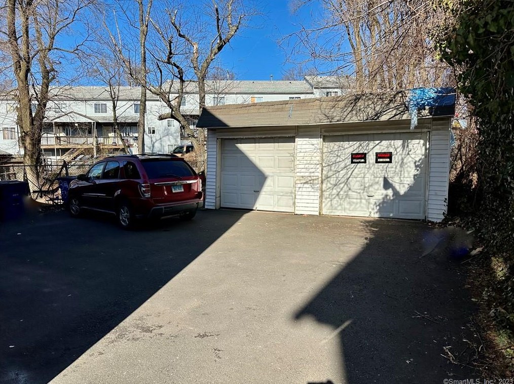 539 Lombard St, New Haven CT 06513-2954 exterior