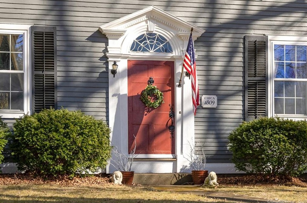 48 N Moodus Rd, Moodus, CT 06469