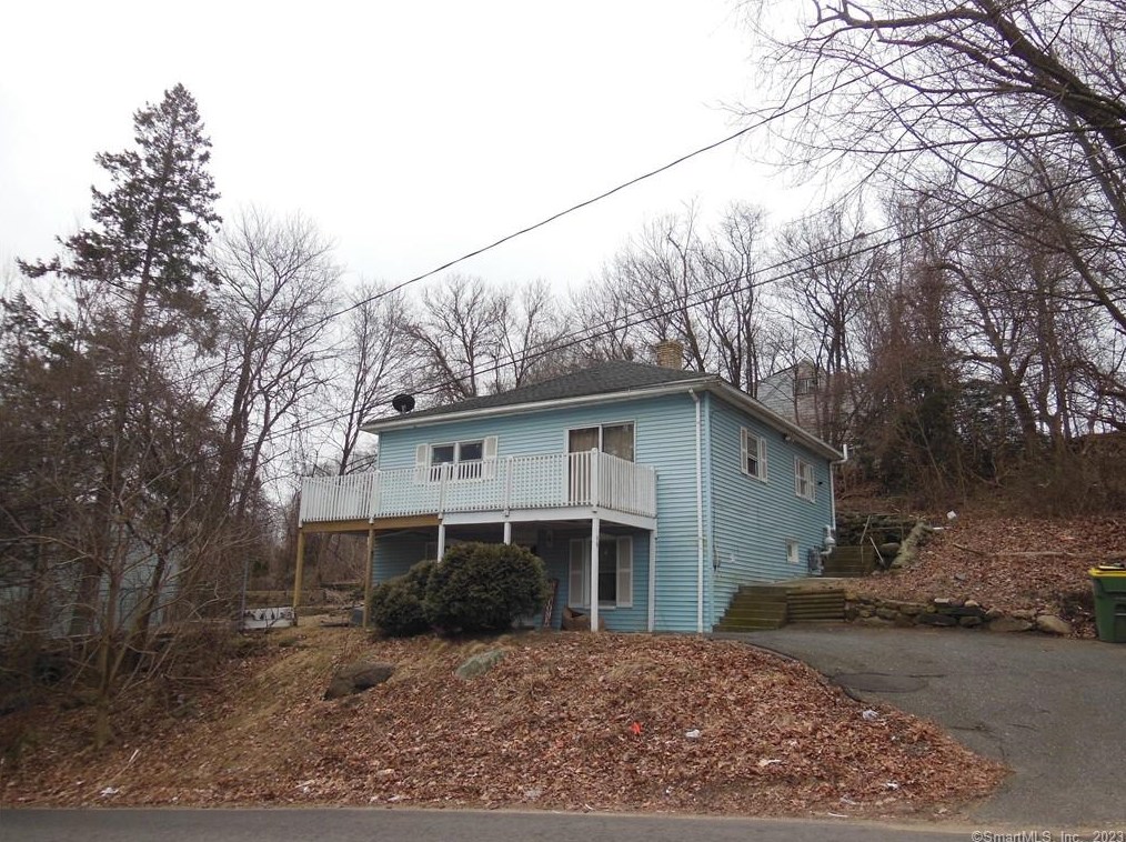 59 Fairfax St, Waterbury, CT 06704