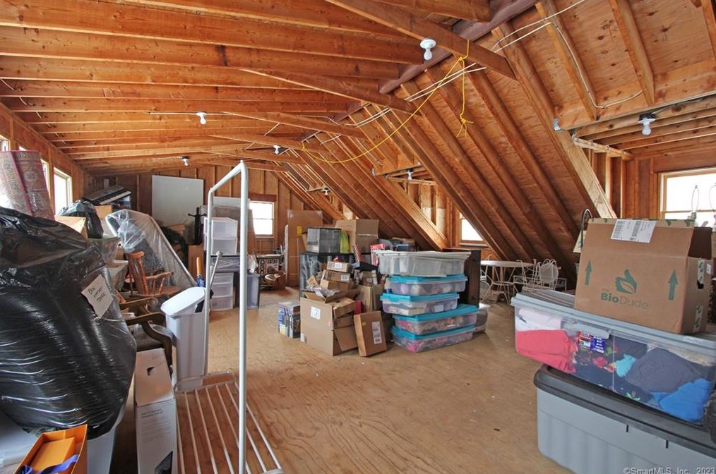 149 Journeys End Rd, New Canaan, CT 06840