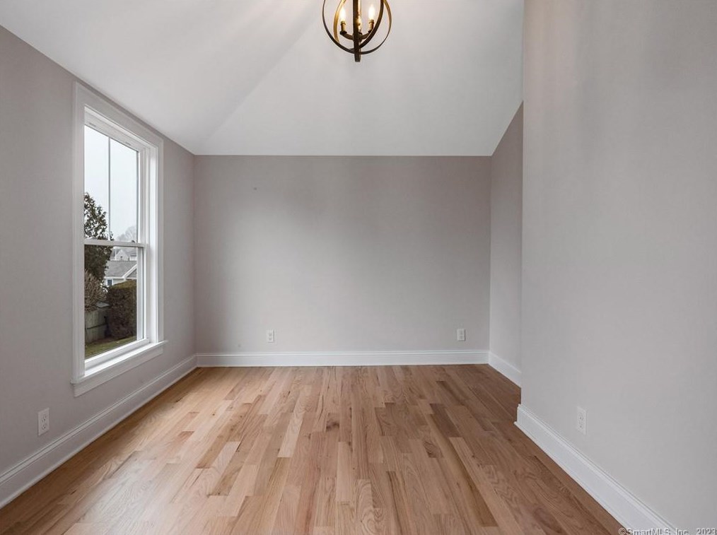 19 Neptune Dr, Fenwick CT  06475-2917 exterior