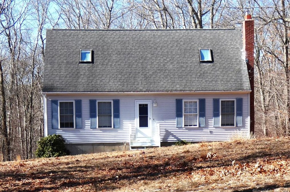 3 Pumpkin Hill Rd, North Windham, CT 06235