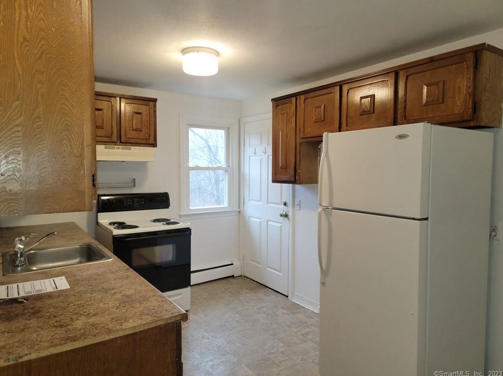 29 Fellows Rd #7, Chesterfield, CT 06370
