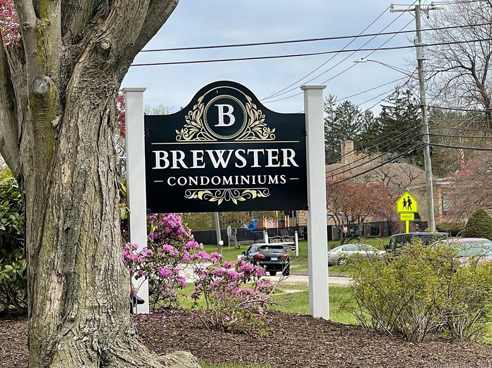 43 Brewster Rd #a, Glastonbury, CT