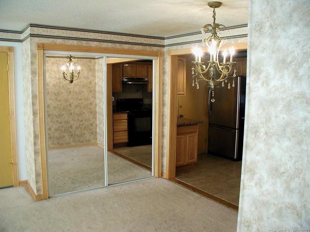 239 High Path Rd Unit 239, Windsor, CT