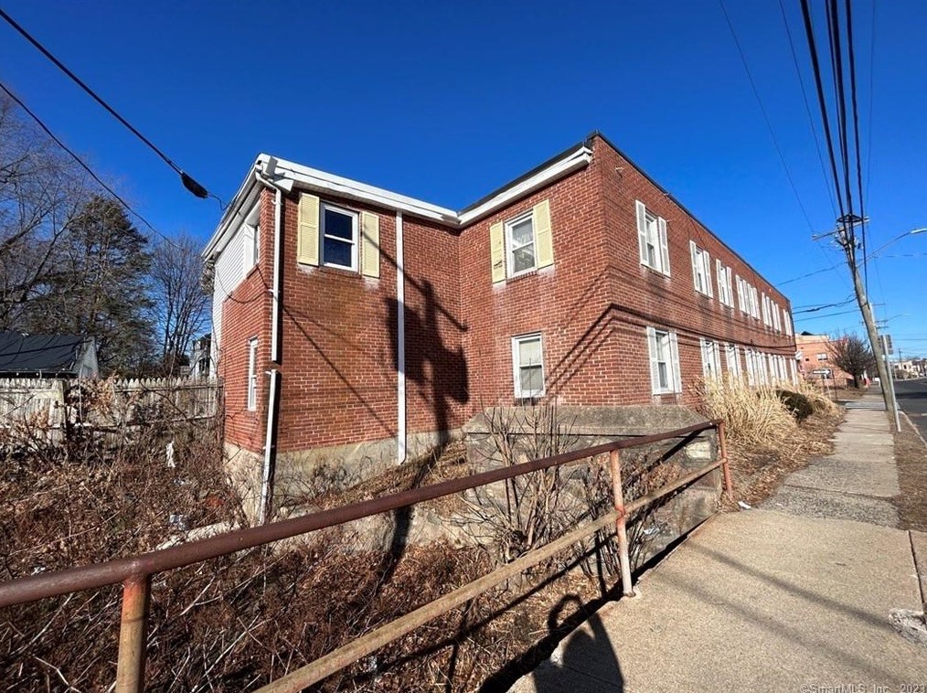 57 Upson St, Bristol, CT 06010
