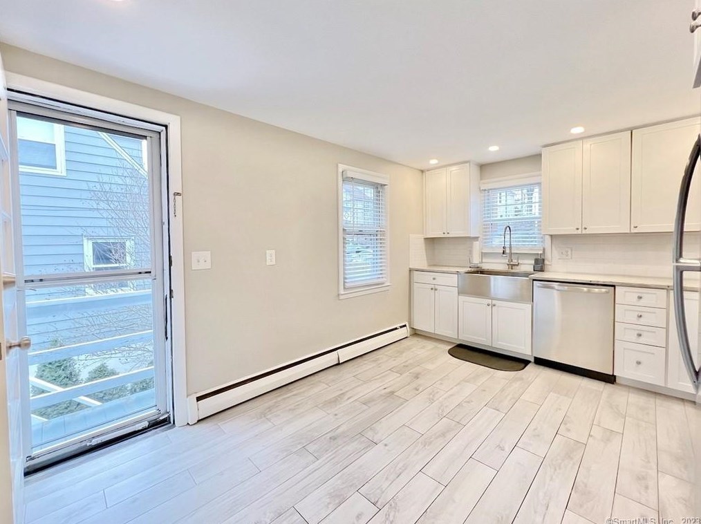 90 Highview Ave #2nd Floor, Stamford, CT 06907