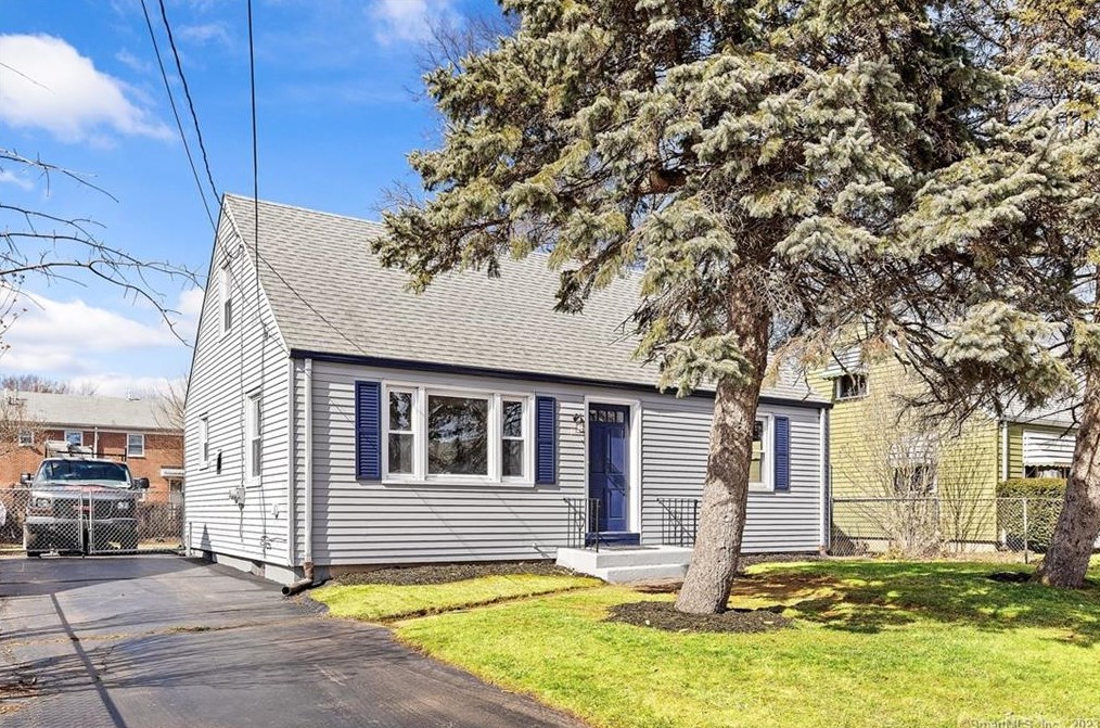 81 Lurton St, New Britain, CT 06053