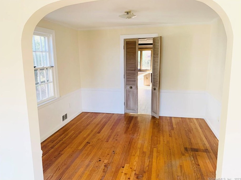 93 Diamond St, New Haven CT  06515-1317 exterior