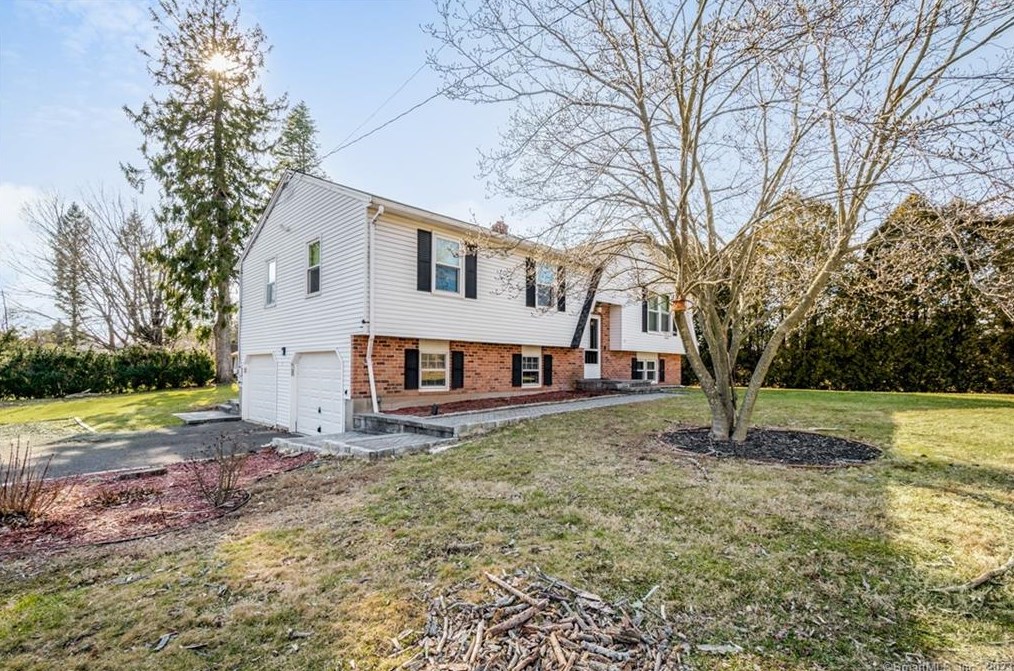 177 Cook Hill Rd, Wallingford, CT 06492