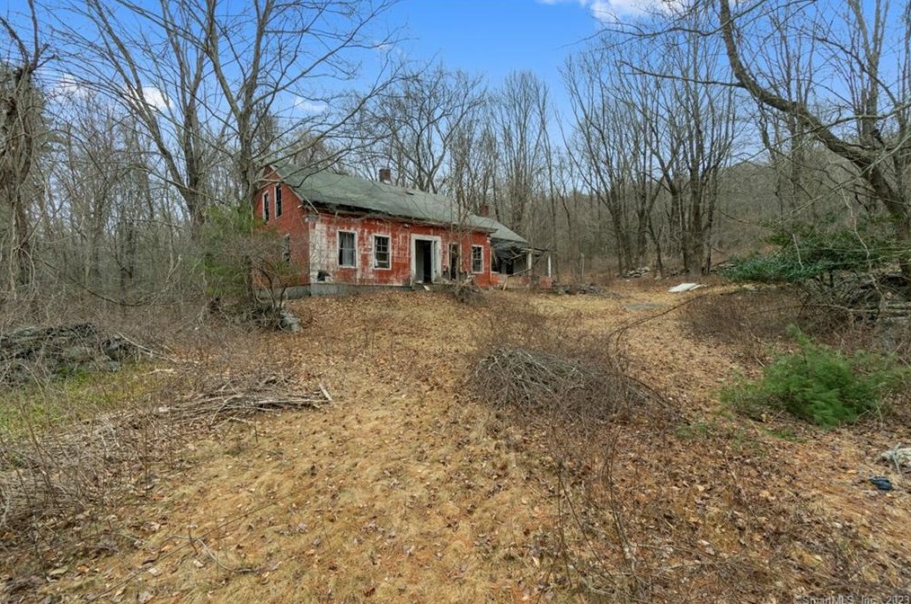 423 Pasay Rd, Fabyan, CT 06255