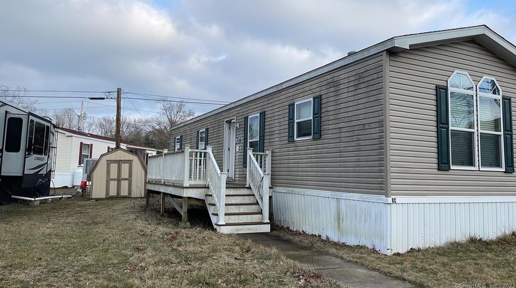 224 Foxon Rd #8c, North Branford, CT 06471