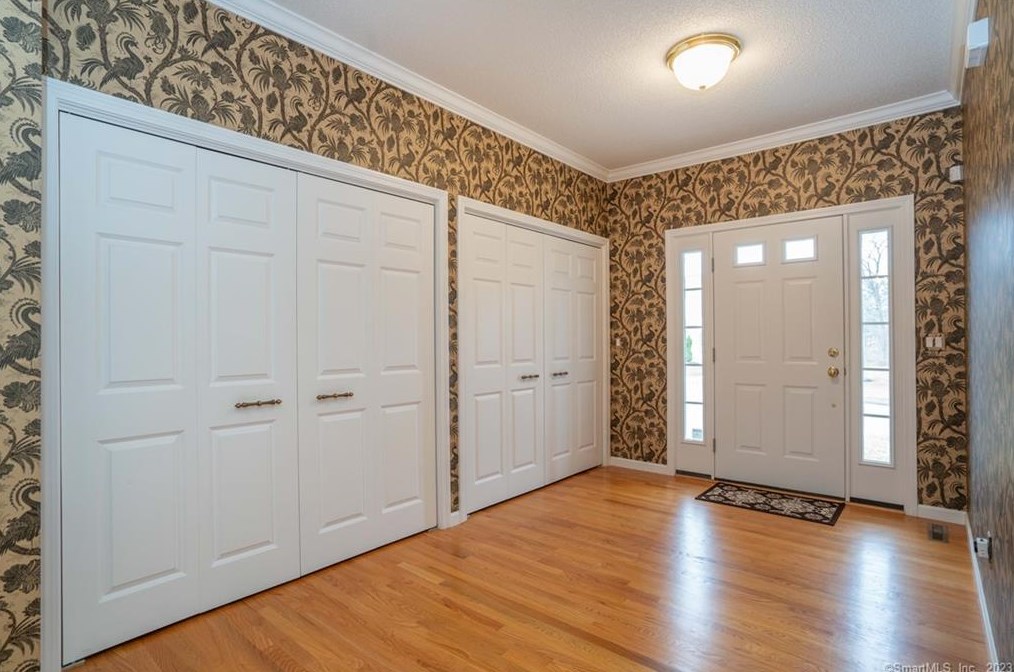 142 Thistle Pond Dr #142, Bloomfield, CT 06002