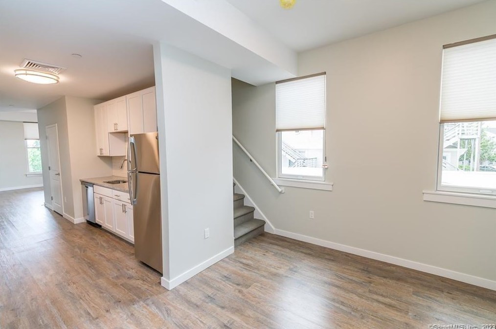 3 Elmcrest Terrace #m2, Norwalk, CT 06850