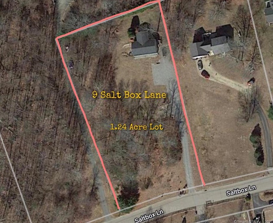9 Saltbox Ln, Uncasville, CT 06382