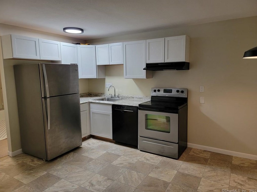 131 N Main St #10, Branford, CT 06405