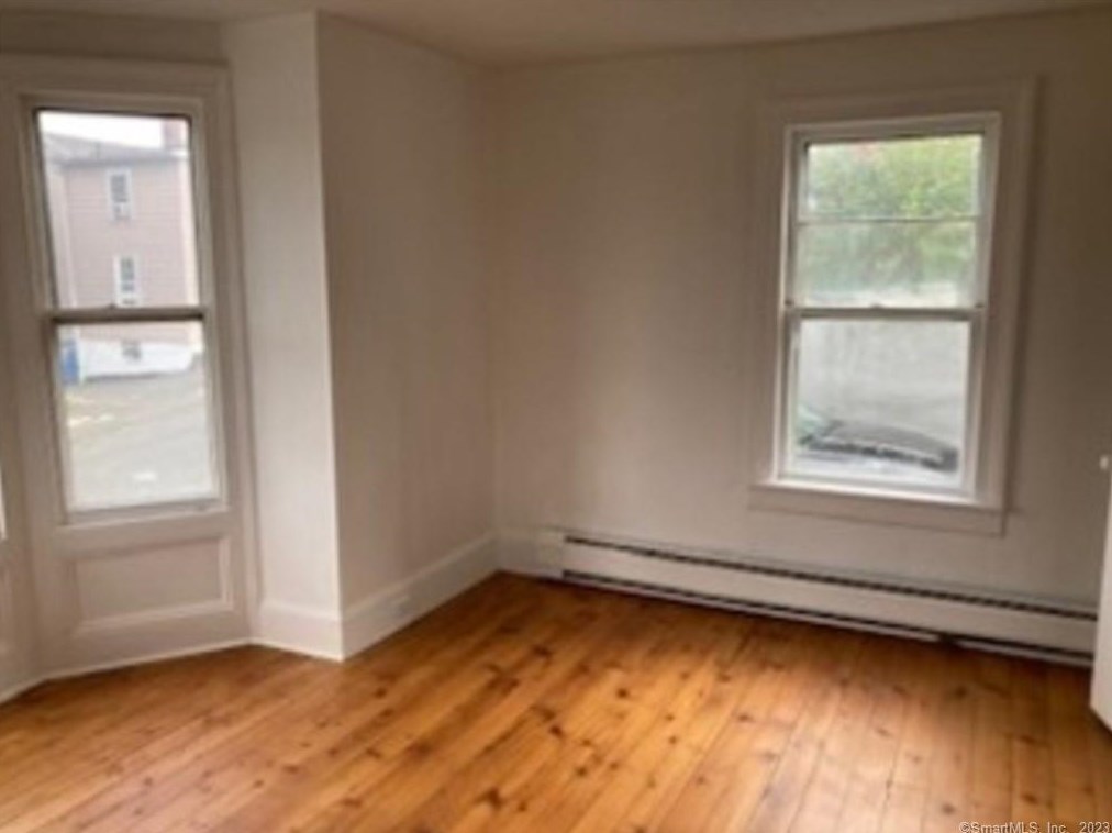 28 Comstock St #1, Danbury, CT 06810