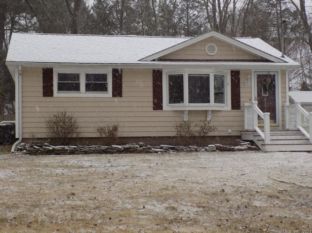 26 Junior Rd, Farmington, CT 06032