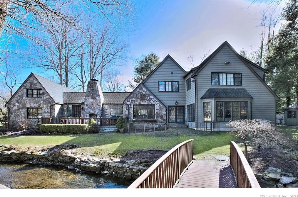 6 Blind Brook Rd, Westport CT  06880-2908 exterior