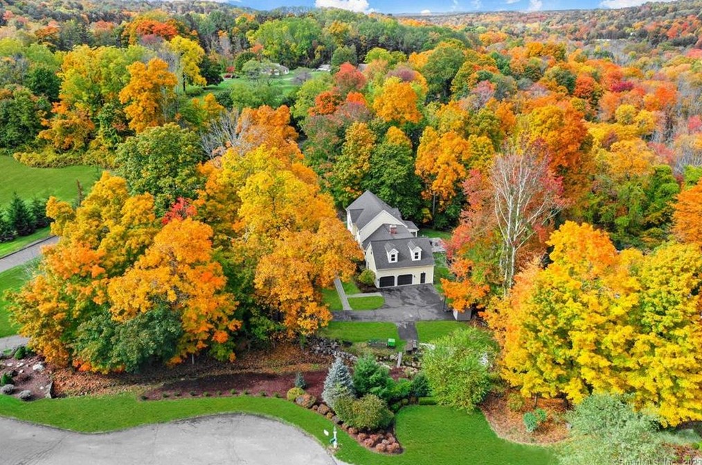 25 Oneill Ct, Ridgefield, CT 06877