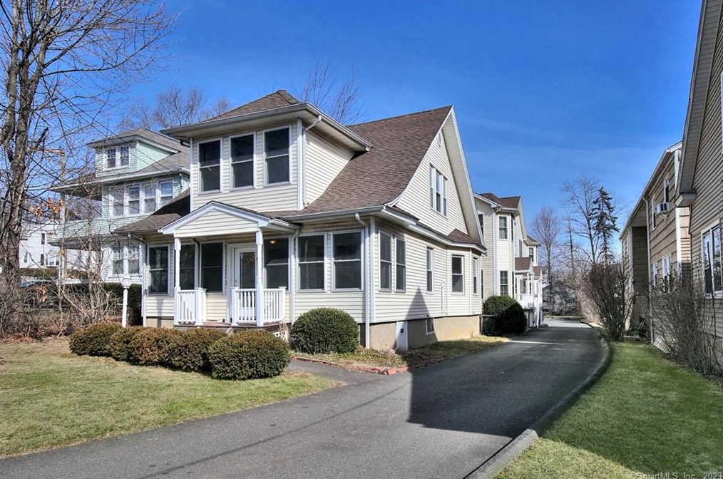 560 Black Rock Tpke Unit 560, Fairfield, CT