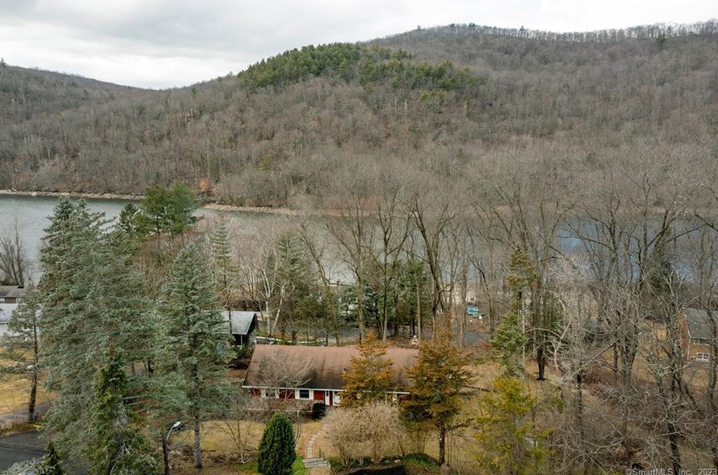 15 Pleasant View Rd, Sherman, CT 06784